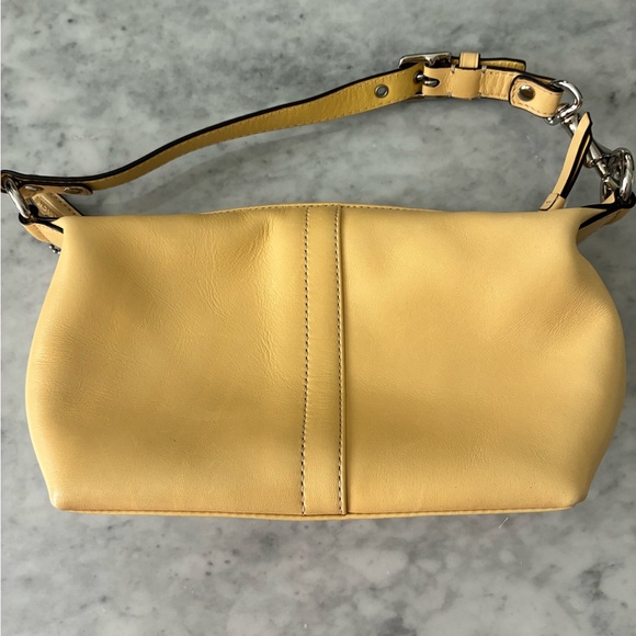Coach Yellow Leather Shoulder Bag - Picture 2 of 3